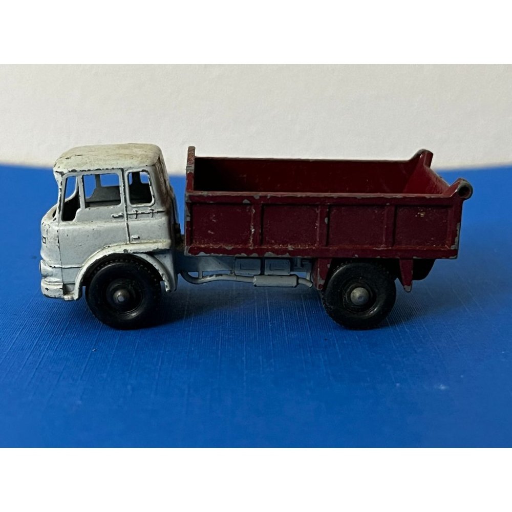 Vintage Matchbox Bedford 7-1/2 Ton Tipper Dump Truck 3 Diecast black wheels